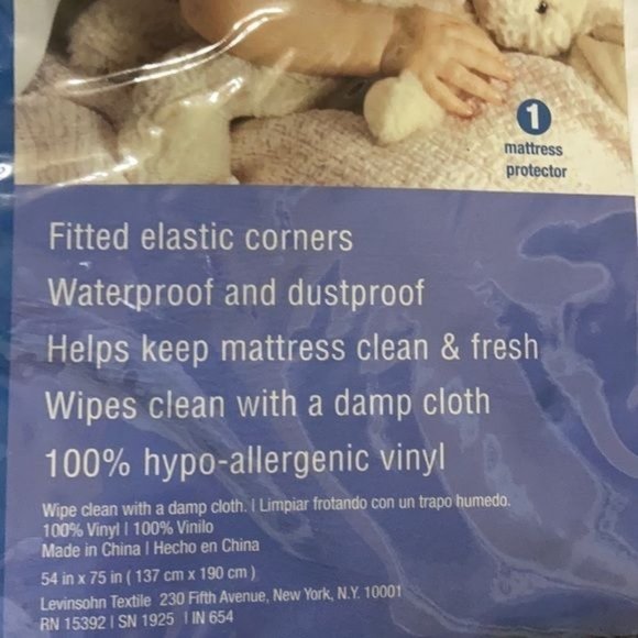 Fitted Vinyl Mattress Protector, Full - Picture 3 of 3